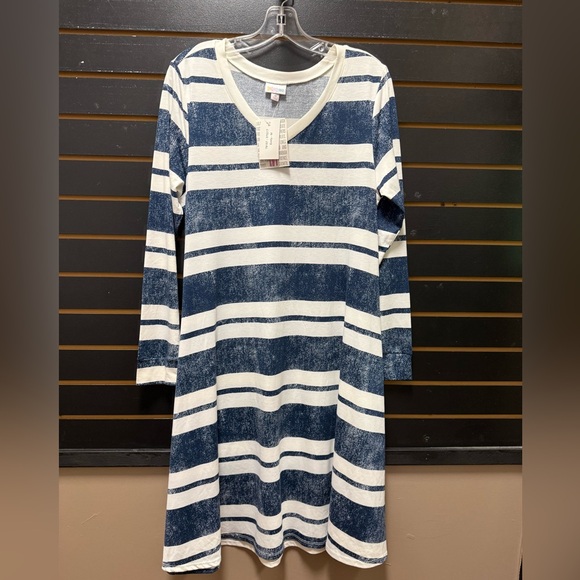 LuLaRoe Dresses & Skirts - LuLaRoe Emily Dress Womens M Blue White Striped Long Sleeve Swing Dress NWT